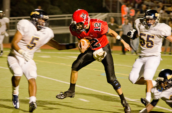 hc-football-9-7-12-076